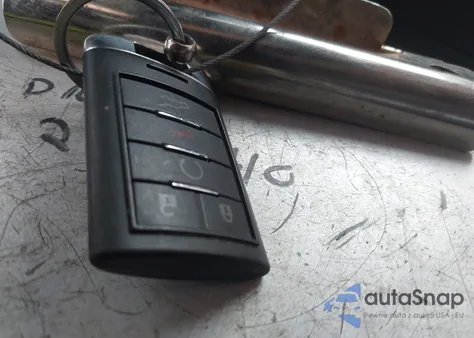 2013 Cadillac Srx Luxury Collection z USA, uszkodzony, nr VIN 3GYFNCE34DS562573